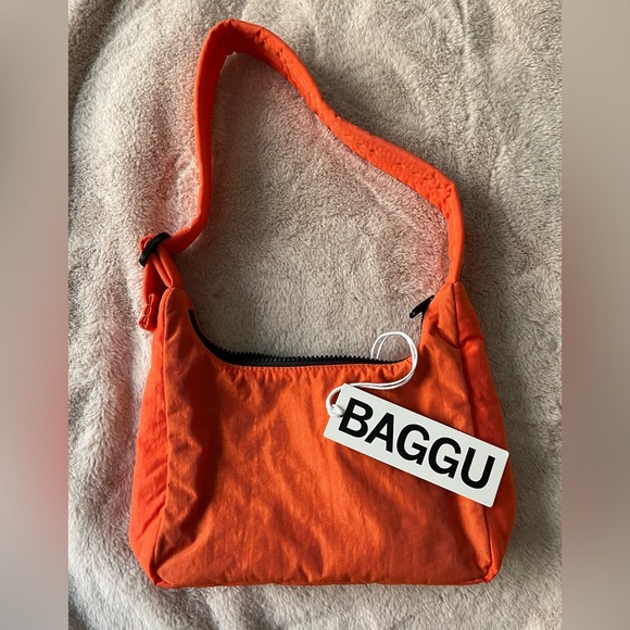 NWT BAGGU Mini Nylon Shoulder Bag Nasturtium - Picture 7 of 12
